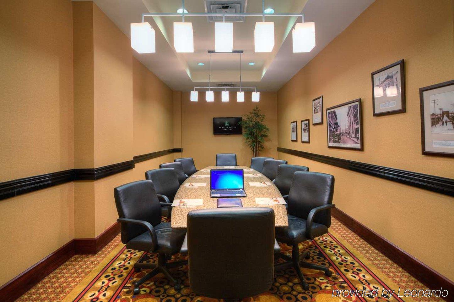 Embassy By Hilton Hotel Laredo