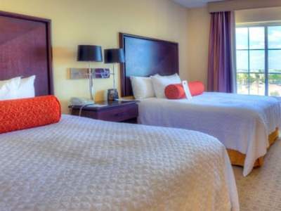 Hotel Embassy By Hilton Laredo