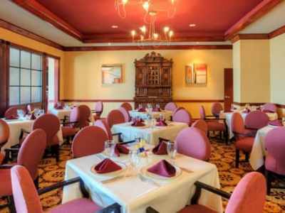 Embassy By Hilton Hotel Laredo